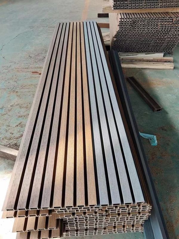 Lớp lót bên ngoài chống âm bên ngoài nhựa composite vườn chống nước bên ngoài sườn gỗ rãnh