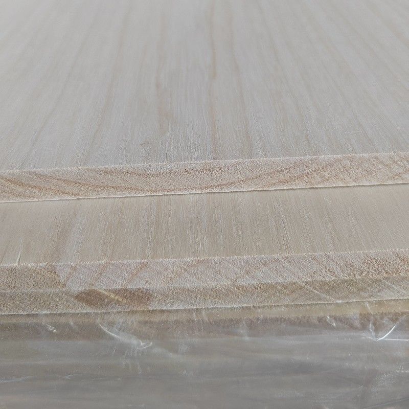 Paulownia Solid Wood Edge Glued Board For Furniture Độ ẩm 8%-12% Thiết kế bền vững