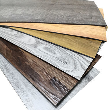 Sàn PVC tự dính hiện đại LVT Giải pháp cuối cùng cho việc cải tạo nhà cũ