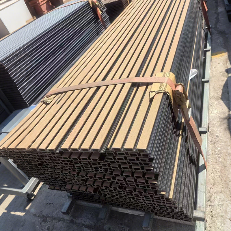 Composite gỗ nhựa ngoài trời bên ngoài Wpc Bức tường phủ chống nước Wpc Phân đồ trang trí Bức tường ngoài trời