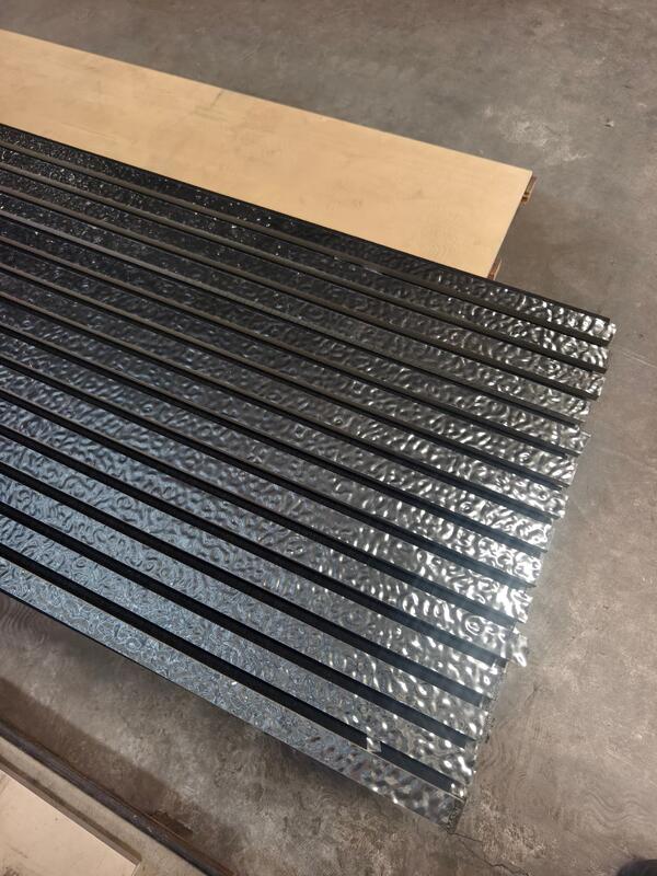 Các tấm âm thanh hấp thụ âm thanh hiện đại 3D nước sóng Slat Grille chống âm cho phòng thu khách sạn