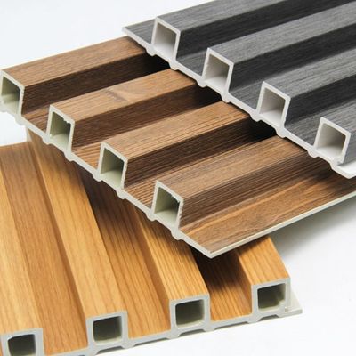 Bảng tường WPC đầy màu sắc Thiết kế tường nội thất Dễ lắp đặt chống trầy xước Bức tường WPC