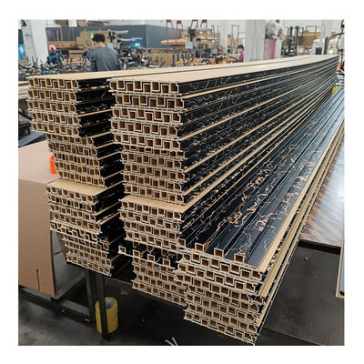 Bảng tường trang trí Trần nhà Louver Wpc Bảng phích gỗ Slat PVC Bảng tường Wpc Nội thất với Led