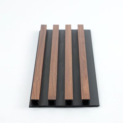 Giá nhà máy WPC Nội thất / Bên ngoài Bảng tường gỗ Composite Wall Cladding Board PVC Bảng tường WPC